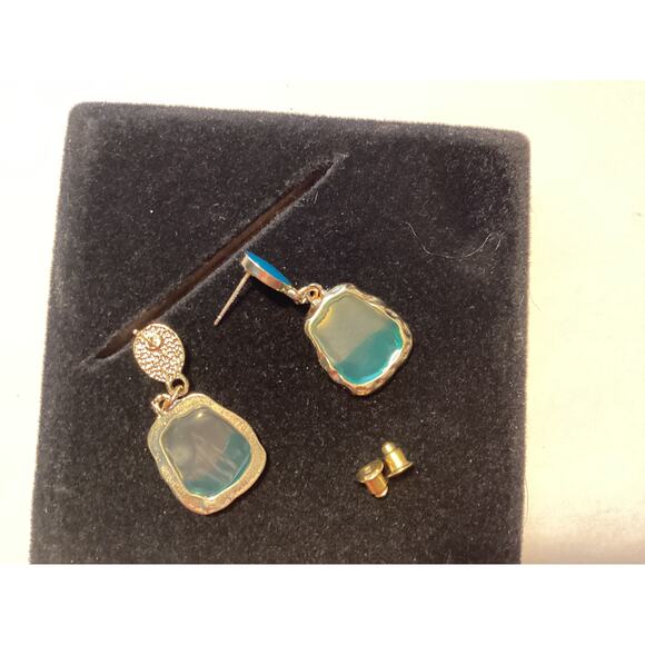 4127 NIP Blue Ocean Post Stud Earrings 1 1/2" Long Rare Find - Picture 2 of 2